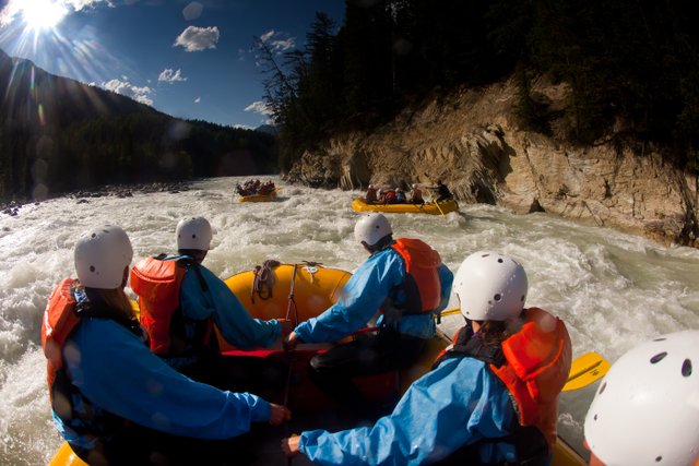 Kicking Horse Rafting